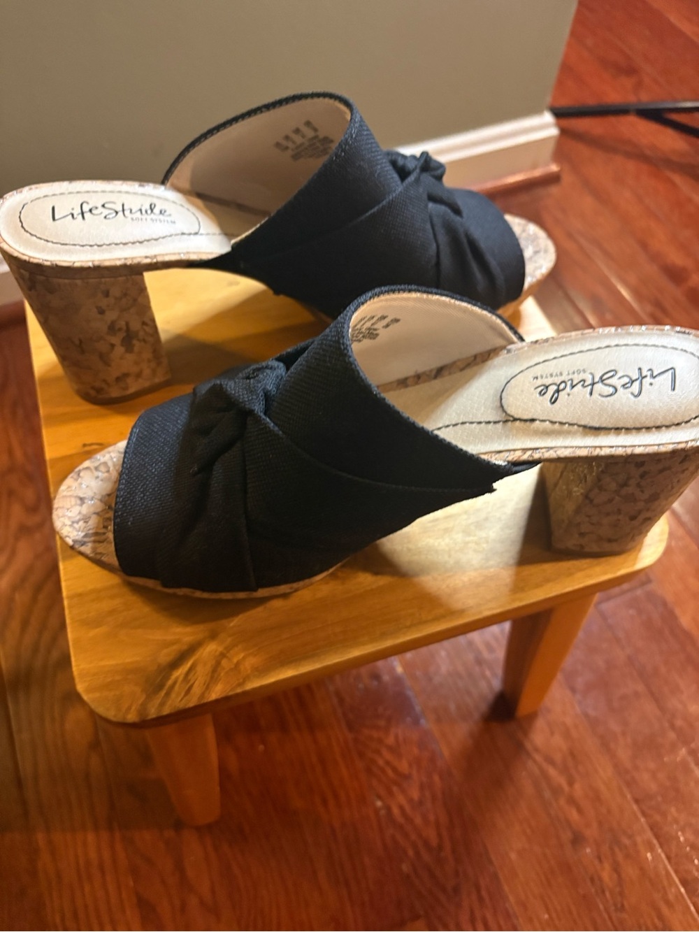 Life Stride Black Knot-Front Cork Slides - Picture 3 of 8